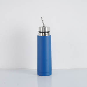 Set de Termo para Yerba Mate 3 en 1 de Acero Inoxidable con Forma de Bala de 500 ml, Botella de Agua, Vaso para Niños, Vaso Bala con Filtro - Product Image 3