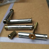 Vis d'expansion à tête fraisée plate croisée Gecko pour fenêtres et portes, vis d'expansion spéciales M8 M10
