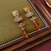 Boucles d'oreilles pendantes en forme de fleur d'ambre, style vintage médiéval, en alliage plaqué cuivre antique, avec serti clos et aiguille en argent, pour femme, mode de soirée