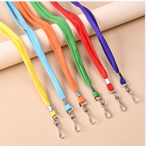 Lanyards de poliéster personalizados con logo, MOQ bajo, muestra gratis, con cierre de seguridad, sublimación y tarjetero - Product Image 3