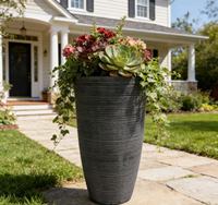Grand pot de fleurs vertical en plastique PP brun foncé, côtelé, durable, léger, avec trou de drainage, pour extérieur, personnalisation de la couleur, pour la maison