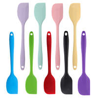 Spatule en silicone de qualité alimentaire résistante à la chaleur, antiadhésive, grattoir à crème, facile à nettoyer, flexible, outil de cuisine pour mélanger
