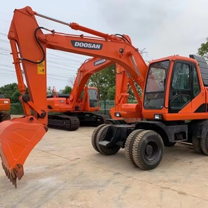 รถขุด Doosan-DH150 มือสอง ปี 2021 น้ำหนักใช้งาน 15 ตัน เกียร์และมอเตอร์จากเกาหลี สำหรับงานก่อสร้างทางวิศวกรรม - Product Image 1