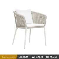 Table à manger ronde portable en bois avec pieds en métal fritté 2 places écologiques et durables pour hôtels de plage à la maison