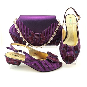 <span class=keywords><strong>Scarpe</strong></span> <span class=keywords><strong>da</strong></span> donna africane con tacco basso e borsa con strass nigeriane <span class=keywords><strong>scarpe</strong></span> <span class=keywords><strong>da</strong></span> <span class=keywords><strong>sposa</strong></span> e borsa abbinata per festa serale - Product Image 6