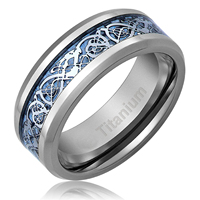 Bague homme en titane incrustation fibre de carbone or dragon celtique incrustation confort ajustement anneaux en acier inoxydable pour hommes bague de mariage