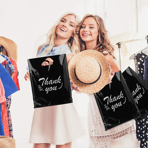 ถุงช้อปปิ้งพลาสติก PE แบบมีหูหิ้วมีโลโก้ด้านข้างใช้ในการตัดเย็บรองเท้าสำหรับใส่เสื้อผ้า - Product Image 5