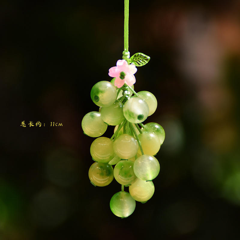 10mm green grape: pendant