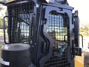 Мини-погрузчик <span class=keywords><strong>Shantui</strong></span> SSL85B <span class=keywords><strong>3</strong></span>т с ковшом 0,54 м³ - Product Image 4