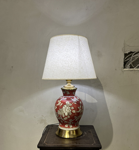 Lámparas de mesa de cerámica <span class=keywords><strong>para</strong></span> sala de estar, dormitorio, decoración del hogar, flores de estilo chino, lámparas de mesa de cerámica roja - Product Image 1