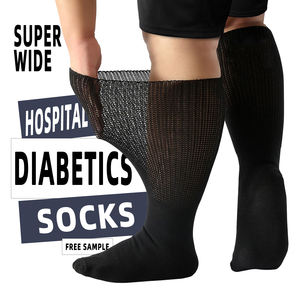 Chaussettes de neuropathie 100% chaussettes diabétiques ultra-douces sans couture avec chaussettes d'hôpital de circulation sanguine confortables non contraignantes - Product Image 1