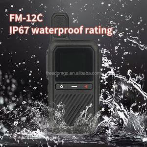 Radio Bidireccional Freedomgo FM-12C 4G de Banda Completa, Mini Walkie Talkie con Intercomunicador Global, Radio 4G con Tarjeta SIM, Radio Bidireccional de Largo Alcance - Product Image 3