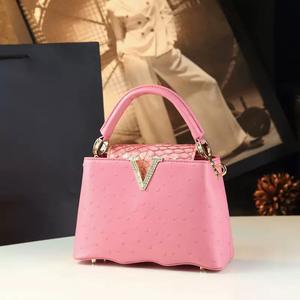 2025新款鸵鸟图案皮革女包钻石<span class=keywords><strong>v</strong></span>信小肩斜挎包女孩可爱便携贝壳包 - Product Image 2