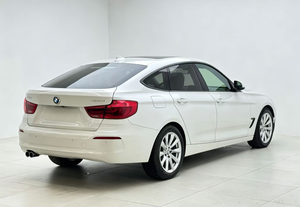 <span class=keywords><strong>BMW</strong></span> Gran Turismo <span class=keywords><strong>GT</strong></span> Sedan <span class=keywords><strong>320d</strong></span> Automático 2018, interior de cuero, 80.000 km de kilometraje, neumáticos R17, motor turbo. - Product Image 5