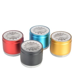 Loa di động không dây mini sáng tạo W2 bán chạy nhất quốc tế, chất liệu hợp kim nhôm, tích hợp đèn LED, công suất 3W, có khe cắm thẻ nhớ, sản phẩm hot - Product Image 5