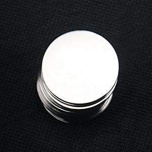 Gönderime Hazır Boş Golf Topu İşaretleyicileri Manyetik Hatıra Topu İşaretleyici Golf Özel Logo 25mm Top İşaretleyici - Product Image 3