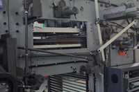Máquina de Corte CNC Automática para Papel, Vinilo, Cartón KT y Cajas Impresas, con Cortador en V