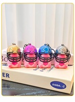 Porte-clés Capybara en plastique ABS en gros, pendentif casque de football américain, adorable jouet en PVC, décoration de porte-clés Capybara