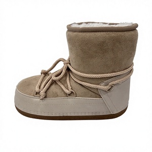 Bottes d'hiver unisexes en daim beige avec doublure en fourrure, fermeture à lacets, chaudes, antidérapantes, pour femmes, hommes et <span class=keywords><strong>enfants</strong></span> - Product Image 3