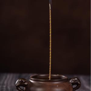 Bastoncini d'Incenso Naturali Eco-Friendly al Profumo di Pera e Legno di Sandalo, con Piccoli Simboli Auspiciosi, Aromi Religiosi - Product Image 4