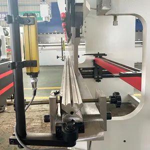 Rem tekan CNC kualitas tinggi rem tekan Maofeng NC mesin Bending OK Matel lembaran 40T 1600mm dengan sistem kontrol ESTUN E21