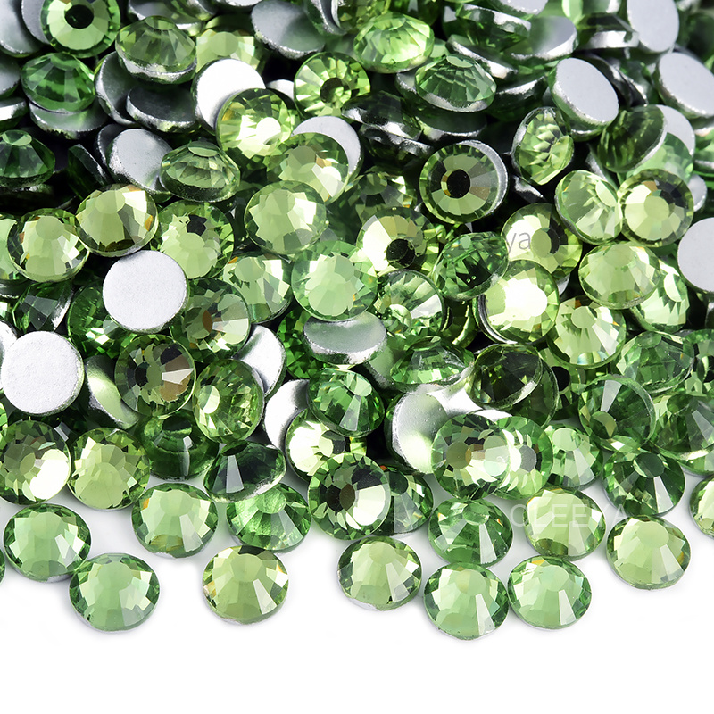 P8 Light peridot