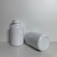 Bouteille de pilules en PET de 150 CC, 100 CC, 125 CC, 225 CC, 250 CC, couleur personnalisée, avec bouchon CRC résistant aux enfants pour médicaments liquides, capsules, comprimés, bonbons gélifiés