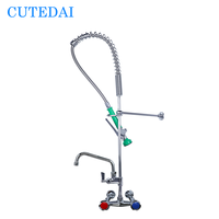 Robinet d'évier de cuisine pré-rinçage en laiton de style contemporain réglable Centerset Diverses applications commerciales pour les hôtels de cuisine
