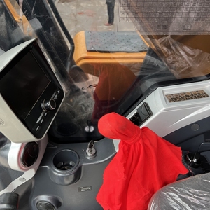 Escavatore Usato Doosan Hyundai 220-9s da 22 Tonnellate, Modello 2016, 99% Nuovo, con Pompa e Sistema Idraulico Nabtesco - Product Image 4