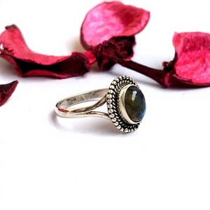 Handcrafted Beautiful <b>925</b> <b>Sterling</b> <b>Silver</b> <b>Rings</b> with Labradorite Stone - Product Image 2