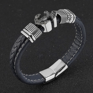 Braccialetto fatto a mano intrecciato in pelle <span class=keywords><strong>Vintage</strong></span> alla moda braccialetti con ciondoli da uomo gioielli da polso in acciaio inossidabile regali