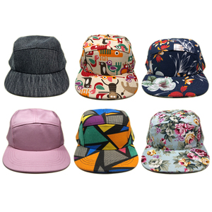 Chapeaux de baseball unisexes à bord plat en polyester imprimé de <span class=keywords><strong>fleurs</strong></span> vintage à 5 panneaux Casquette de camp personnalisée avec vos personnages brodés <span class=keywords><strong>d</strong></span>'étiquette - Product Image 2