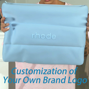 Bolsa Organizadora de Maquillaje Acolchada Personalizada de Fábrica, Color Amarillo Mantequilla, Bolsa de Almacenamiento de Neopreno con Burbujas, Bolsa de Aseo - Product Image 2