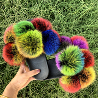 Sandales d'extérieur à bout ouvert en fourrure de renard, fourrure moelleuse multicolore avec six pompons, coloris assortis, pour femme, collection printemps, direct usine