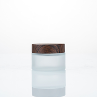 Toples kaca Matte tutup bambu, 5ml 15ml 30ml 50ml 100ml dengan tutup kayu krim untuk kemasan kosmetik