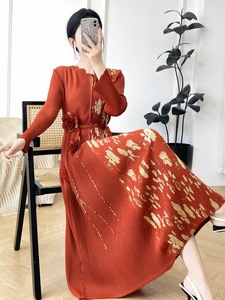 Nouvelle Collection Été 2026 : Robe Plissée Miyake Tendance pour Femme – Coupe Ample et Décontractée, Grandes Tailles, Vêtements Féminins en Gros - Product Image 6