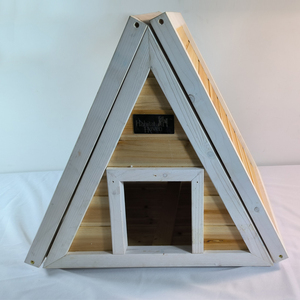Maison de chat en bois en plein air de nouvelle conception de <span class=keywords><strong>nid</strong></span> de chat triangulaire avec portail d'évasion de vente chaude - Product Image 1