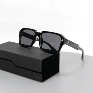 Stilvolle kleine Rahmen Rechteck Sonnenbrille Männer Nieten Luxus Marke Brillen Classic Black Square Männliches Logo Benutzer definierte Sonnenbrille