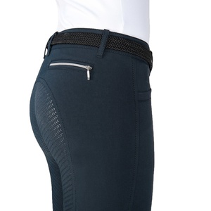 Pantalones de montar a caballo para mujer de alta demanda Agarre de asiento completo Ajuste perfecto Ropa ecuestre Fabricación personalizada Venta al por mayor Pantalones a granel - Product Image 4