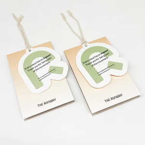 Marque de luxe personnalisée Logo en relief étiquette de vêtement pour sacs chaussures bijoux papier d'emballage étiquettes de vêtement personnalisées - Product Image 6