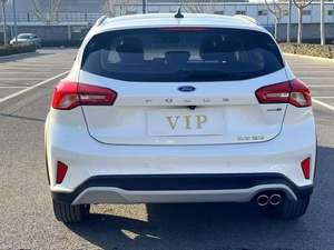 Voitures d'occasion en Chine Ford Focus Active modèle 2020 EcoBoost 180 édition Jinyao - Product Image 4