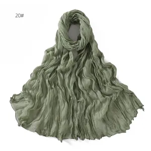 2024 शरद ऋतु की नई डिजाइन नरम झुर्रियों का हिजाब आरामदायक कपास मुस्लिम स्कार्फ सस्ते क्रैंकल प्लेटेड वॉयब