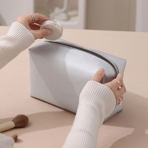Nouveauté : Sacs cosmétiques vintage en PU, couleur unie, fermeture éclair, faciles à nettoyer, vente en gros, personnalisables - Product Image 4