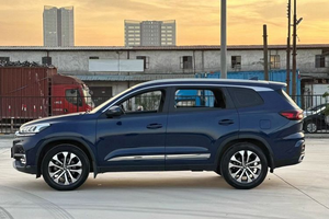 Chevrolet Avalanche 2019 Usada, Automática, Versión de Lujo, SUV, Volante a la Izquierda, Cuero Oscuro, Techo Panorámico, Cámara R18 - Product Image 4