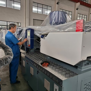 Máquina de moldeo por inyección de 528 toneladas para cajas de plástico para logística y paletización - Product Image 4
