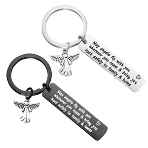 Le cadeau parfait pour les amis, porte-clés personnalisés avec des mots, pendentif en acier inoxydable, porte-clés - Product Image 1