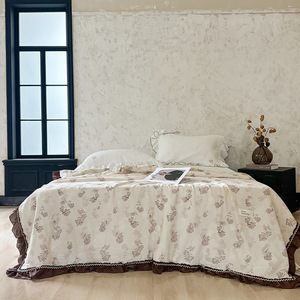 Couette d'été rétro florale en coton et lin 200x230cm, tissage sergé, légère et rafraîchissante - Product Image 1