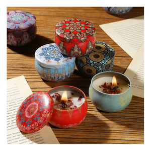 Set de Regalo de Velas Aromáticas para el Hogar, Empaque de Lujo en Frascos, Cera de Soya Aromática, Colección de Productos de Boutique - Product Image 2