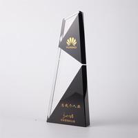 Trophée de montagne en cristal K9 poli et gravé, personnalisable et écologique