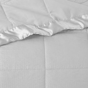 Edredón Extra Grande Alternativo a la Pluma, Relleno de Poliéster Acolchado, para Uso en Todas las Estaciones, Estilo Moderno con Ribete de Satén - Product Image 5